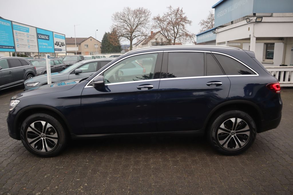 Mercedes-Benz GLC 300 2022
