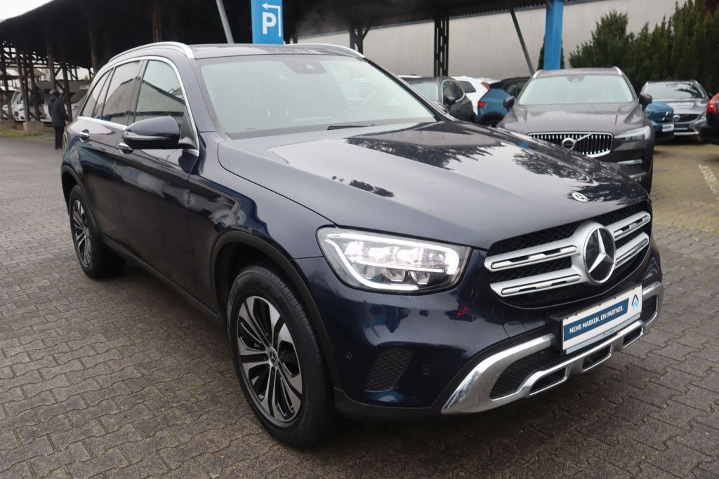 Mercedes-Benz GLC 300 2022