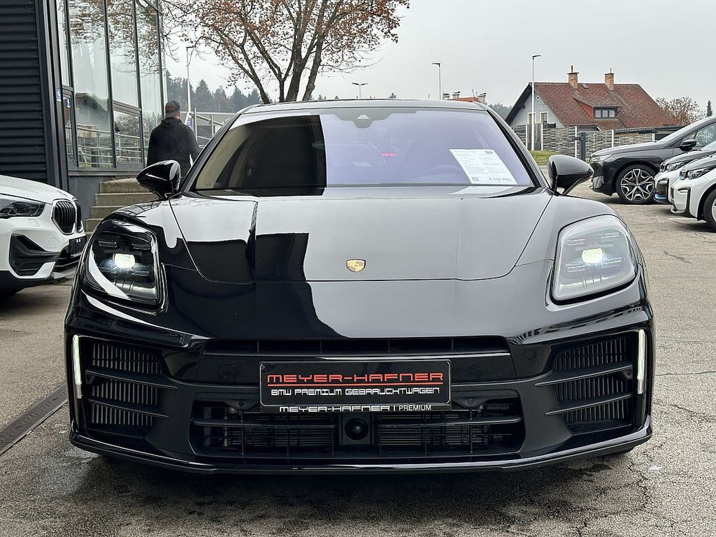 Porsche Panamera 2024