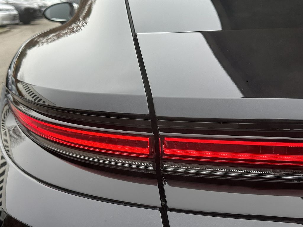 Porsche Panamera 2024