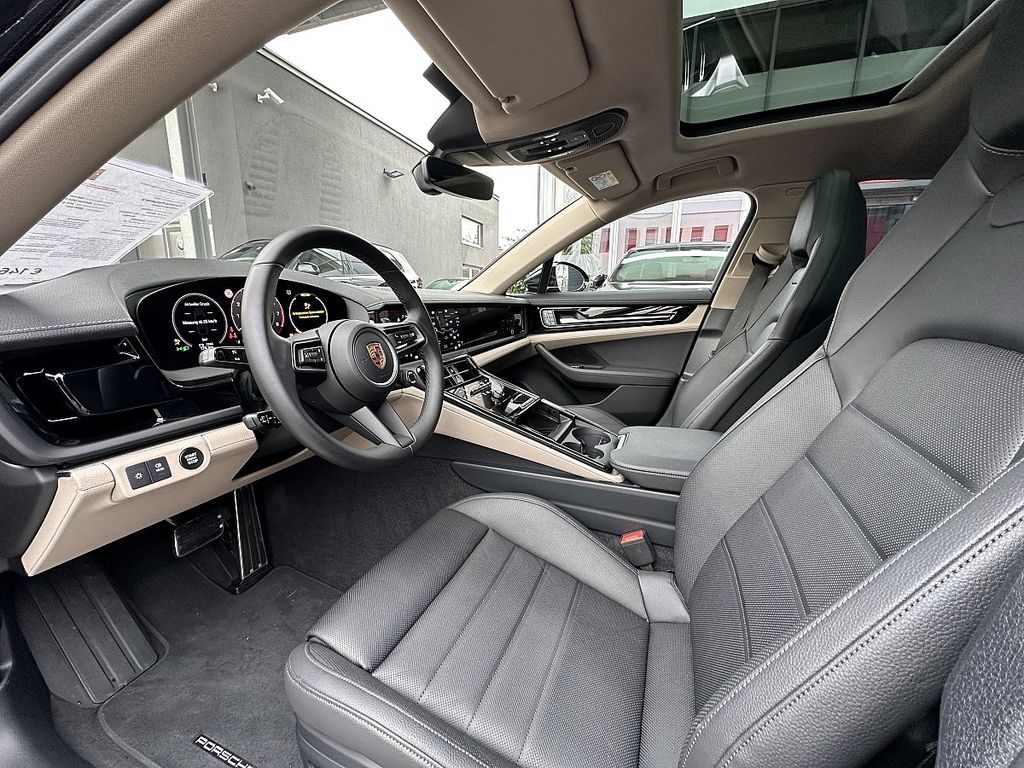 Porsche Panamera 2024
