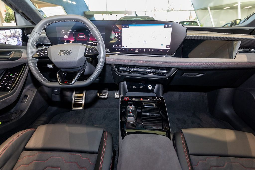 Audi S6 e-tron