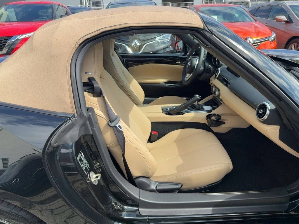 Mazda MX-5 2025