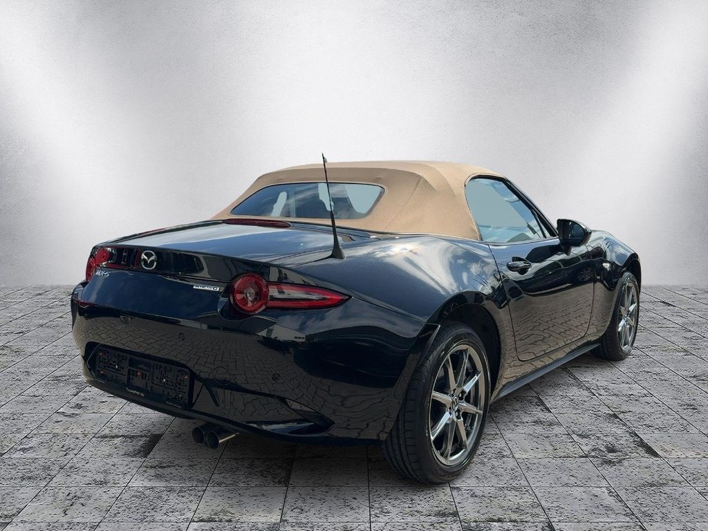 Mazda MX-5 2025