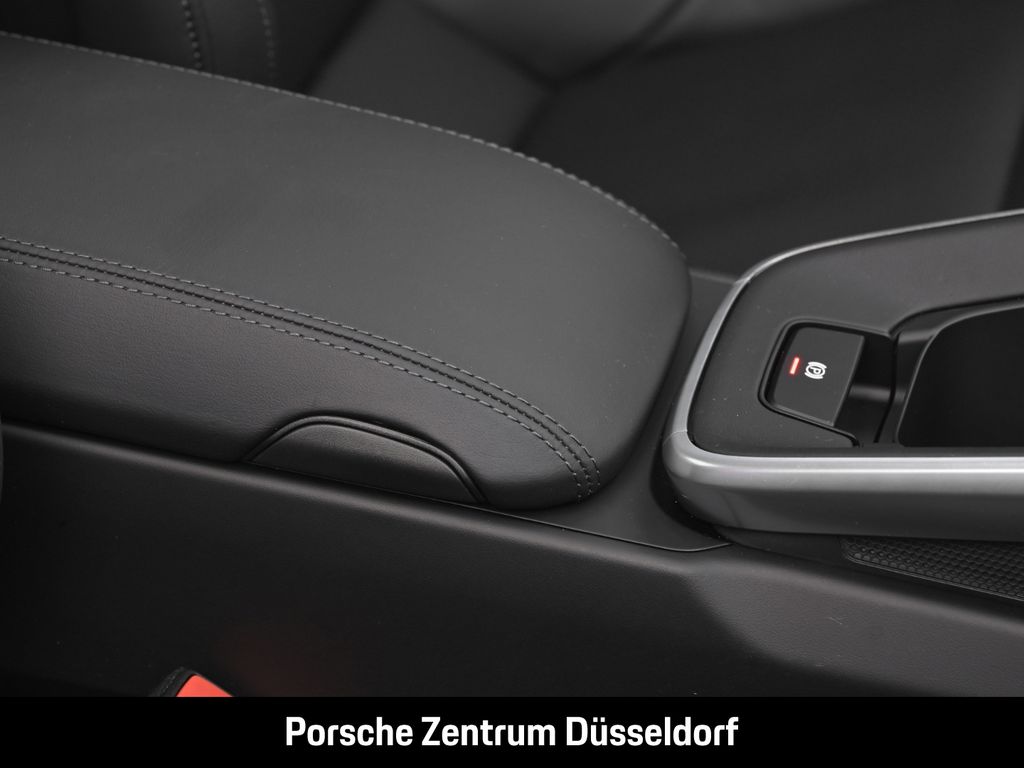 Porsche 992 2022