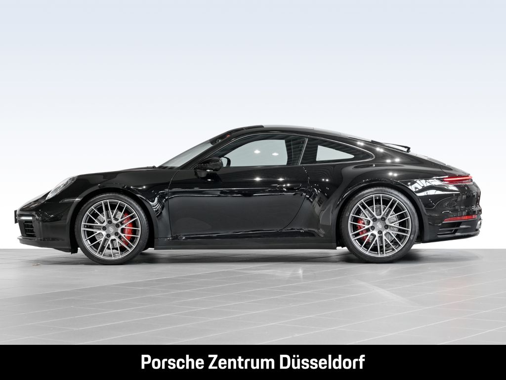 Porsche 992 2022