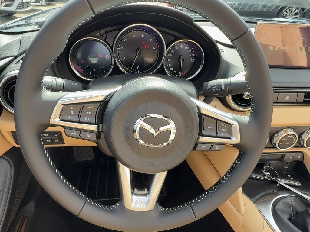 Mazda MX-5 2025