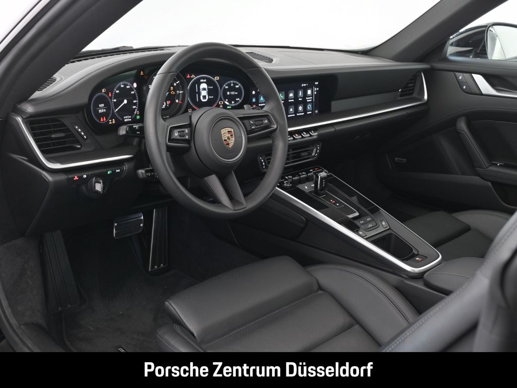 Porsche 992 2022