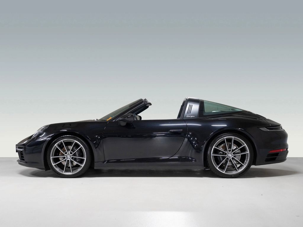 Porsche 992 2024