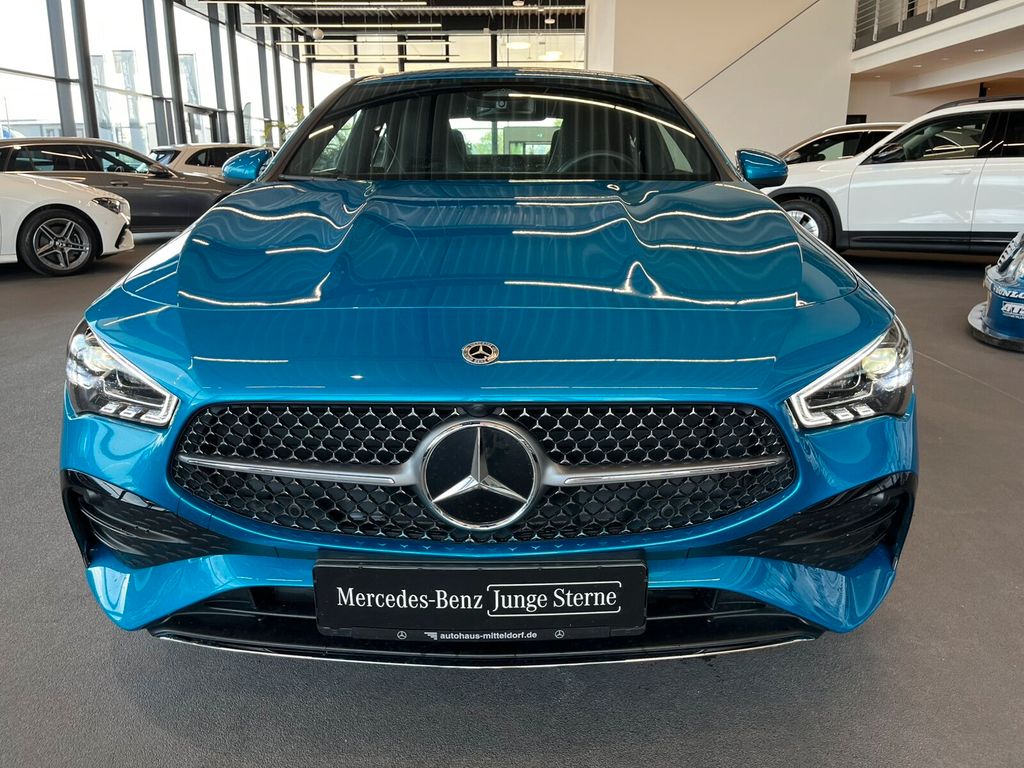 Mercedes-Benz CLA 200 2023