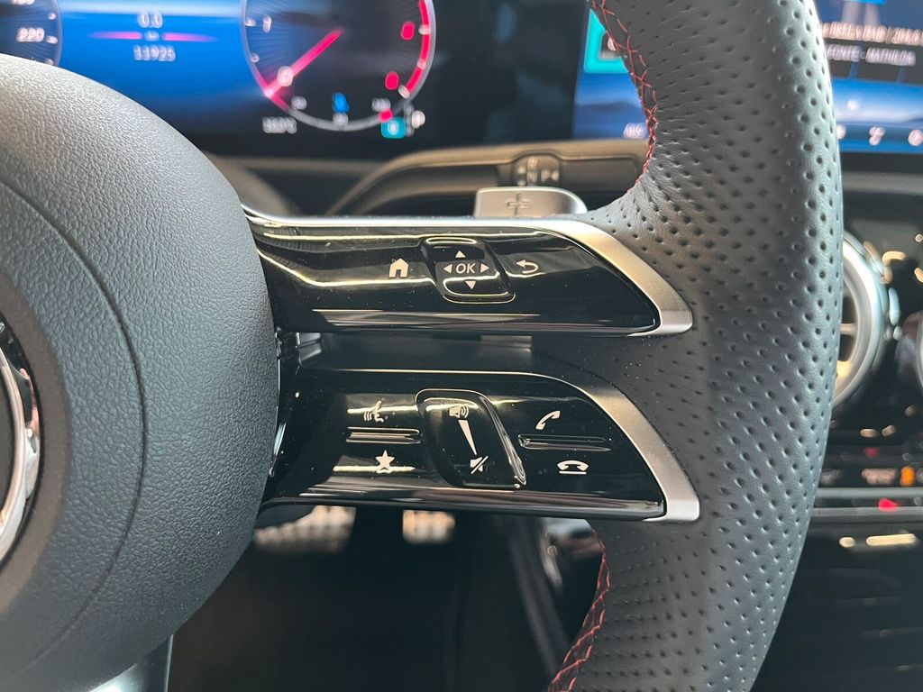 Mercedes-Benz CLA 200 2023