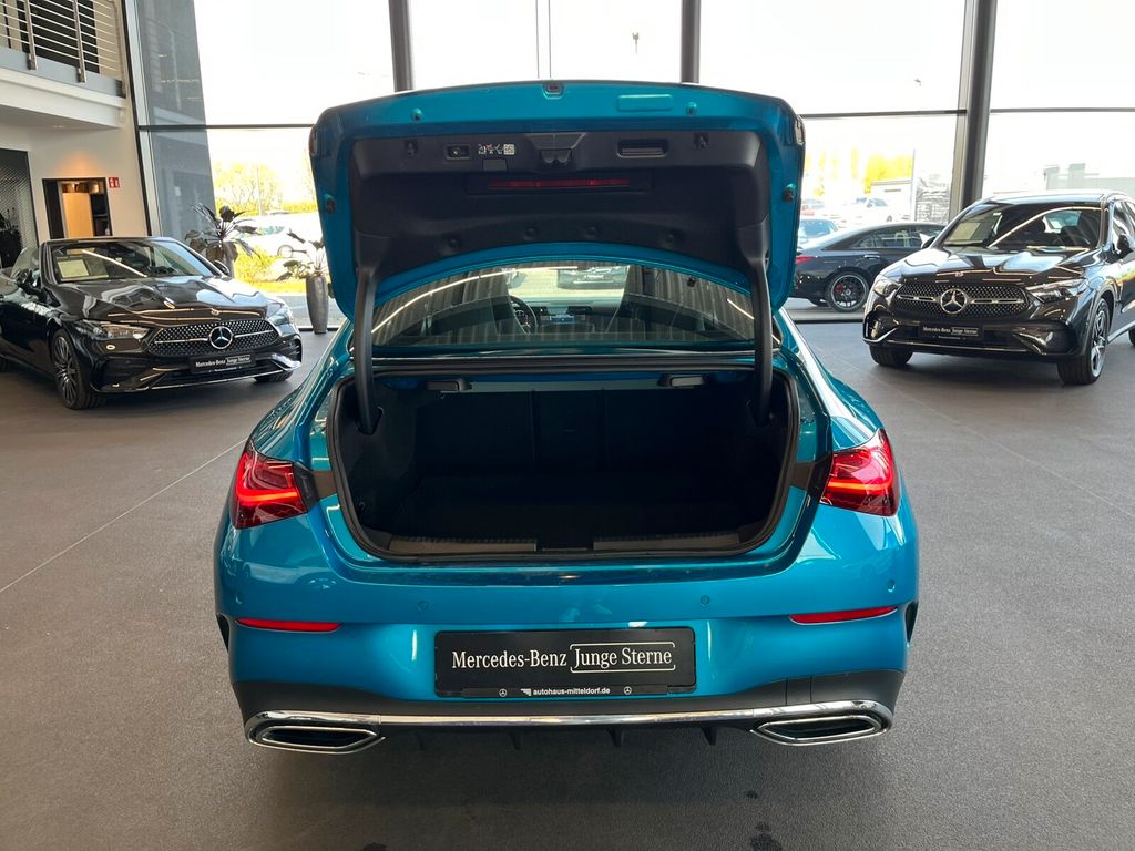 Mercedes-Benz CLA 200 2023