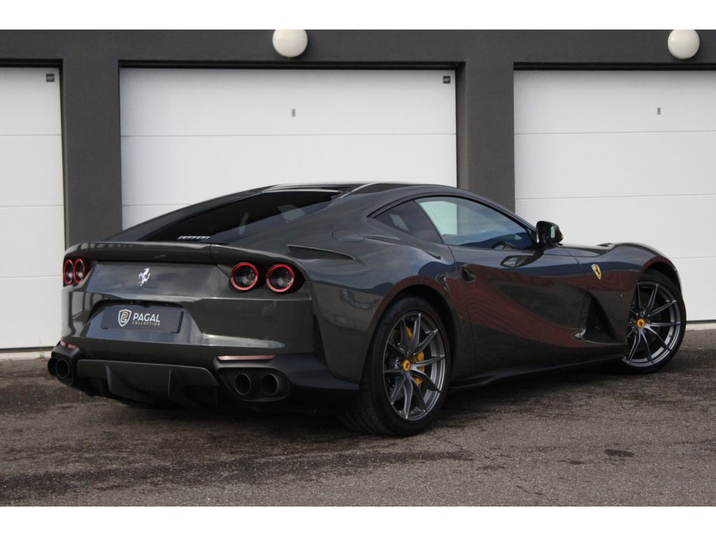 Ferrari 812 2019