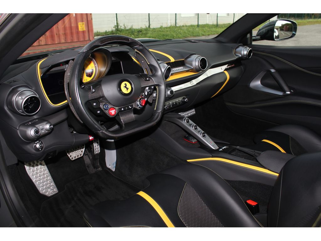 Ferrari 812 2019