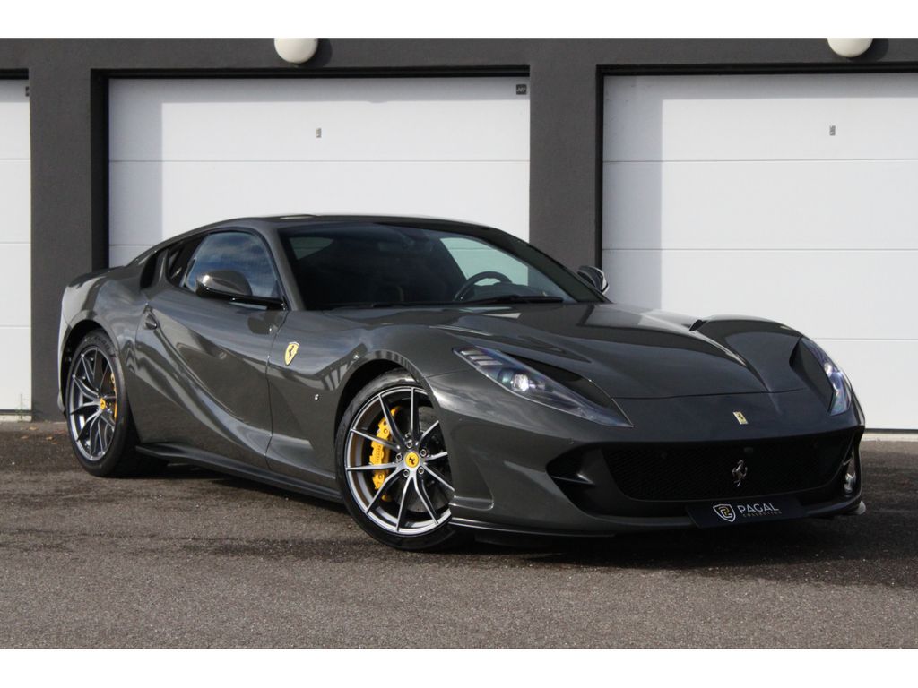 Ferrari 812 2019
