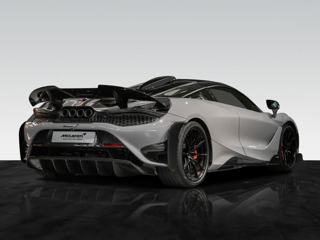 McLaren 765LT 2021