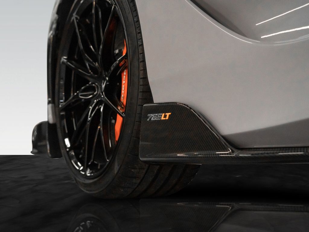 McLaren 765LT 2021