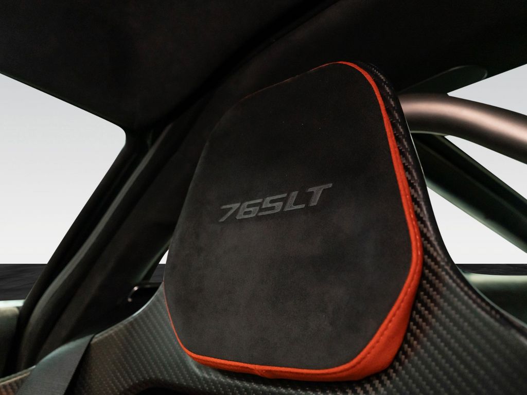 McLaren 765LT 2021