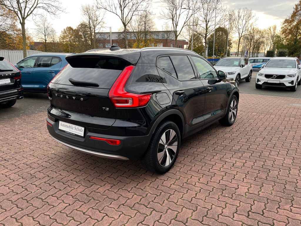 Volvo XC40 2021