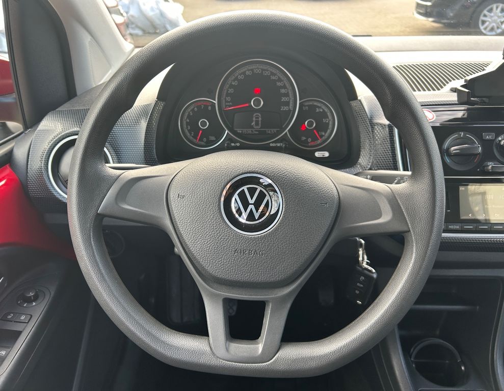 Volkswagen up! 2020