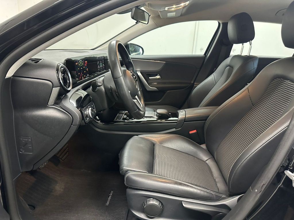 Mercedes-Benz A 200 2021