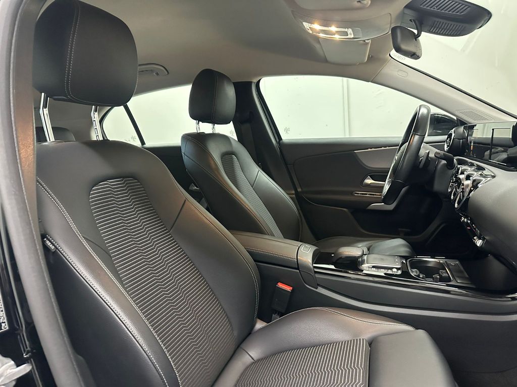 Mercedes-Benz A 200 2021