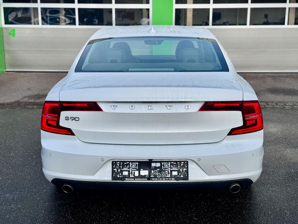 Volvo S90 2019