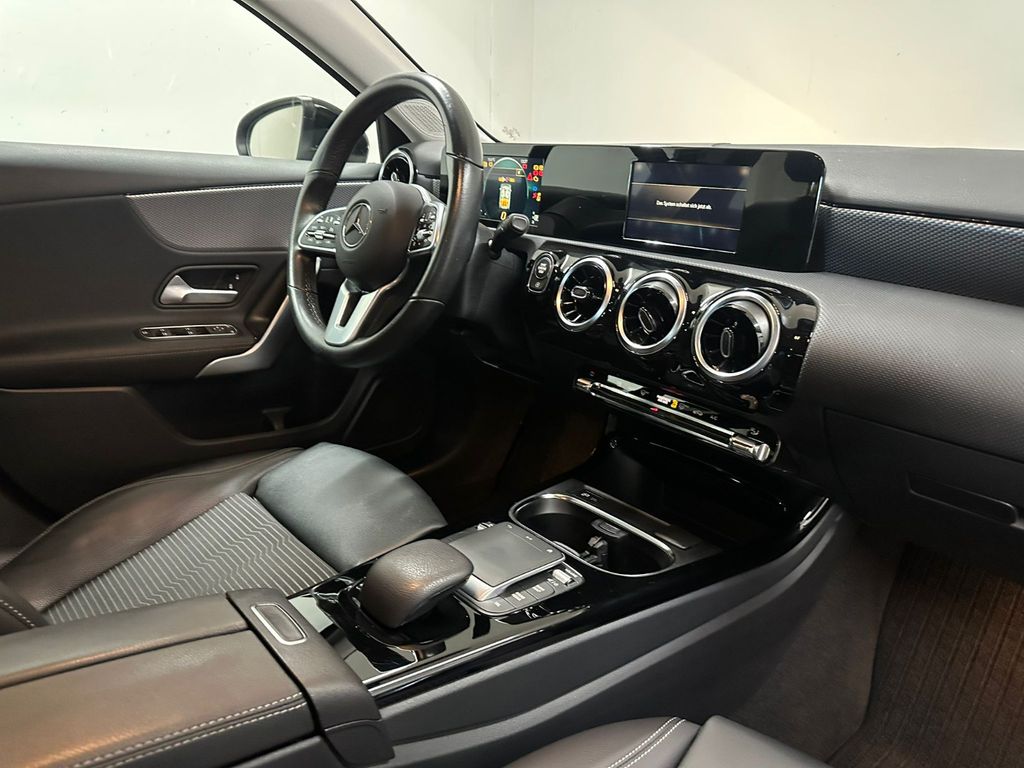 Mercedes-Benz A 200 2021
