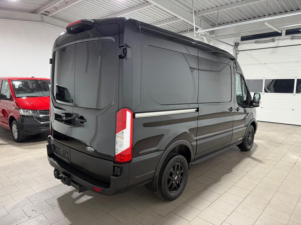 Ford Transit 2023