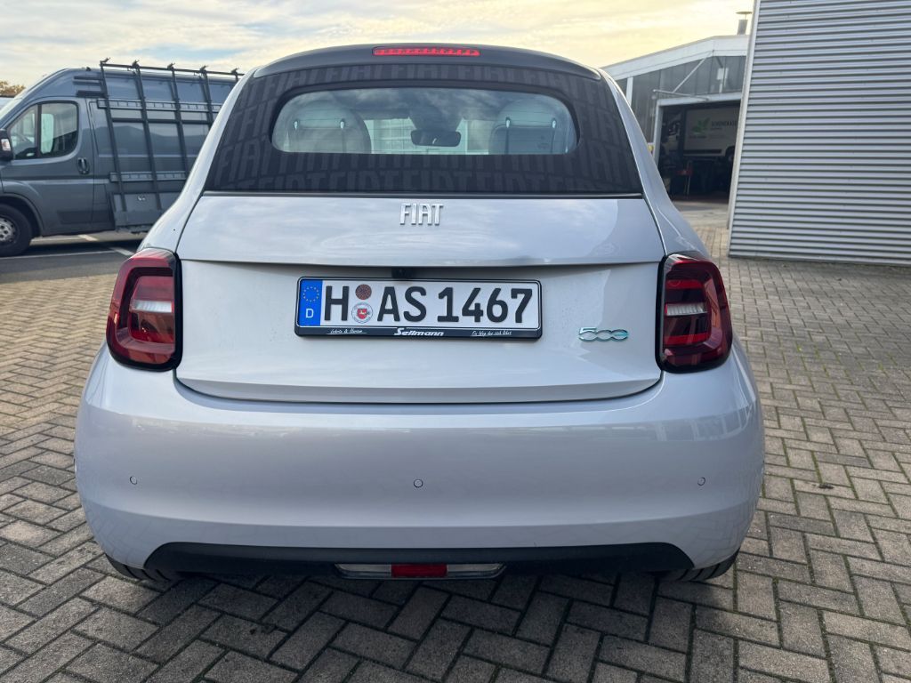 Fiat 500e 2025