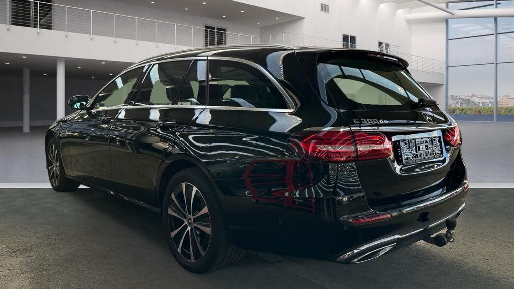 Mercedes-Benz E 300 2021