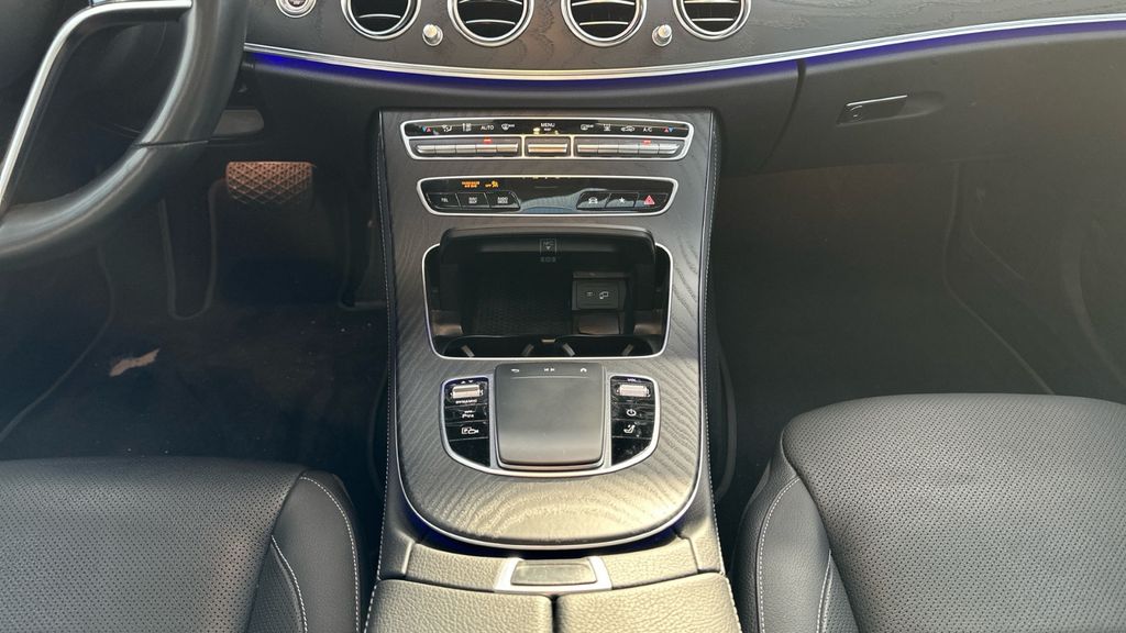 Mercedes-Benz E 300 2021