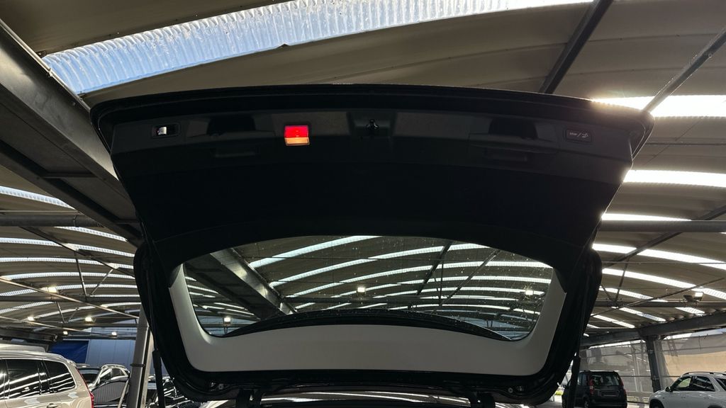 Mercedes-Benz E 300 2021