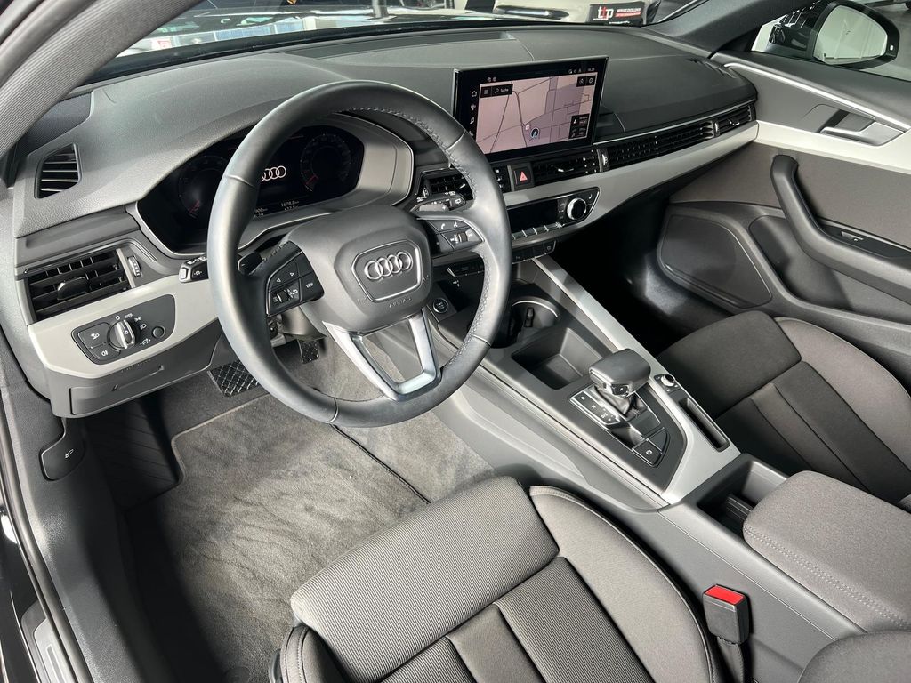 Audi A4 2024