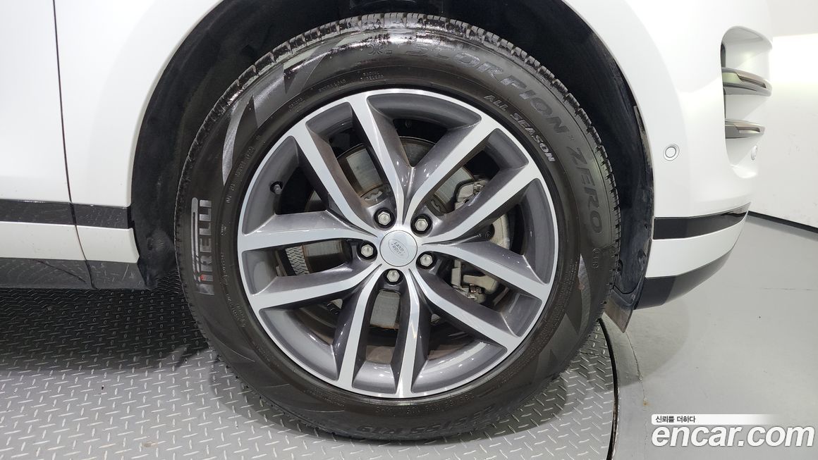 Land Rover Range Rover Evoque 2025