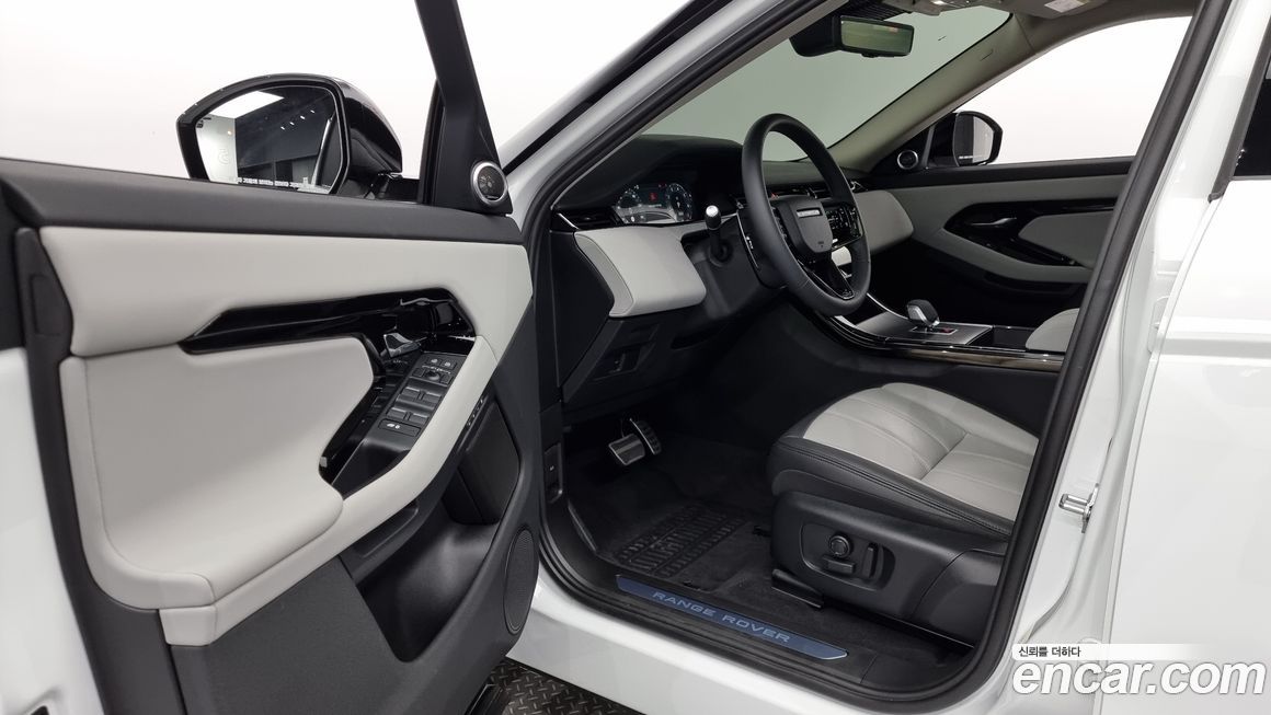 Land Rover Range Rover Evoque 2025