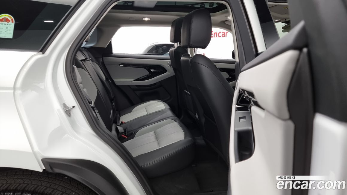 Land Rover Range Rover Evoque 2025