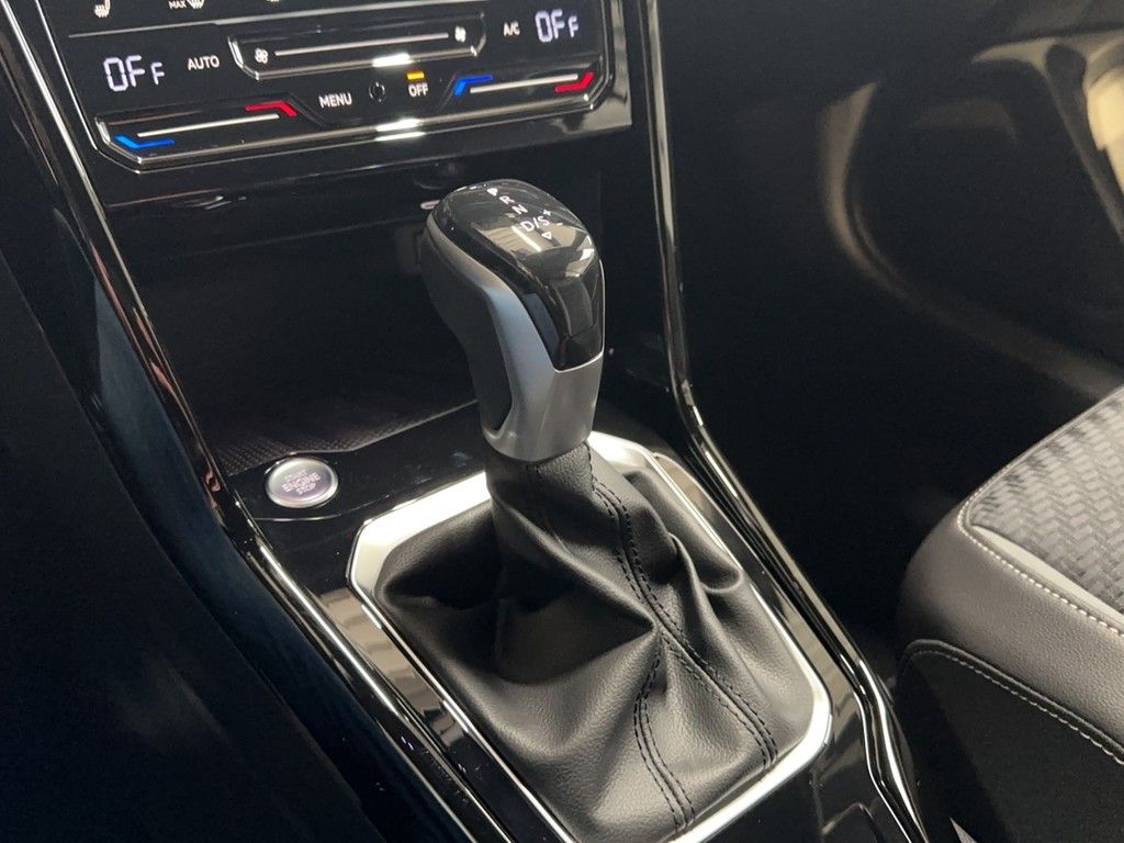 Volkswagen T-Roc 2024