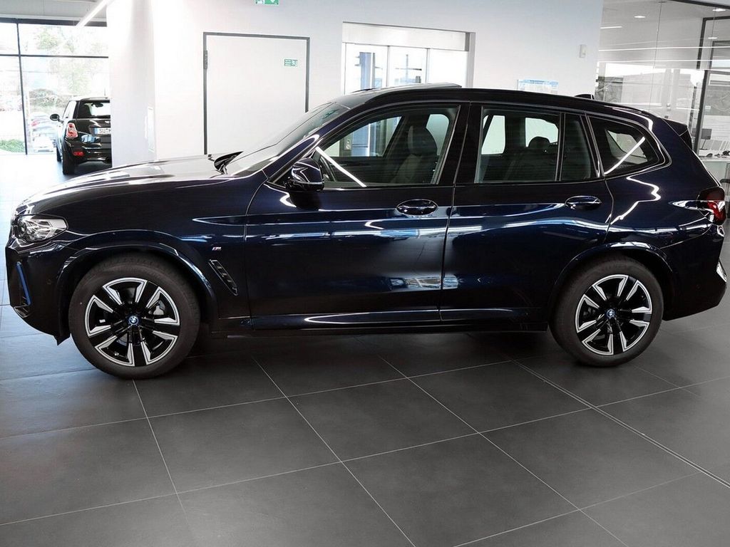 BMW iX3 2022