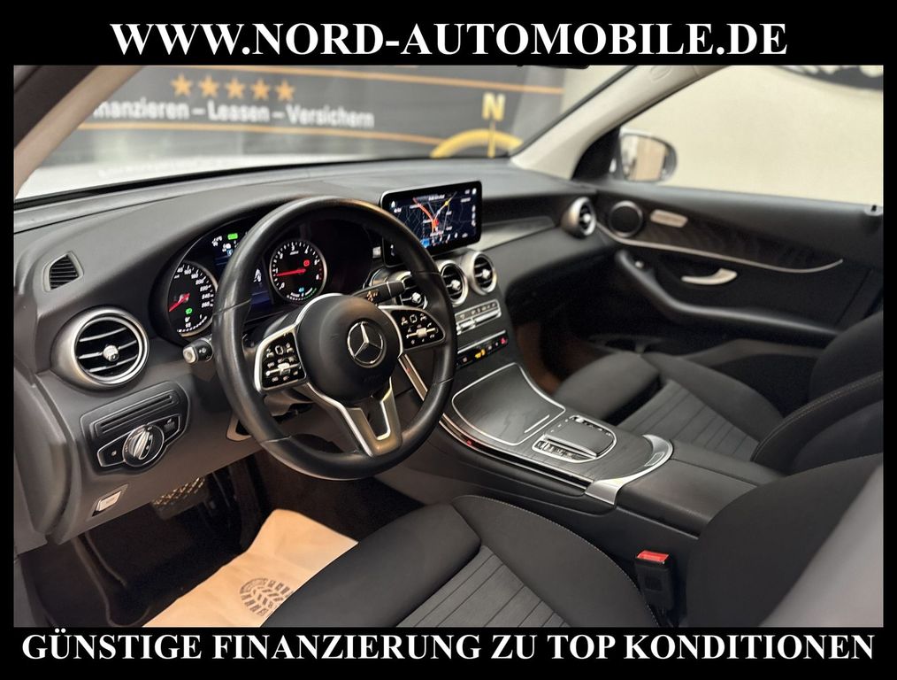 Mercedes-Benz GLC 300 2022