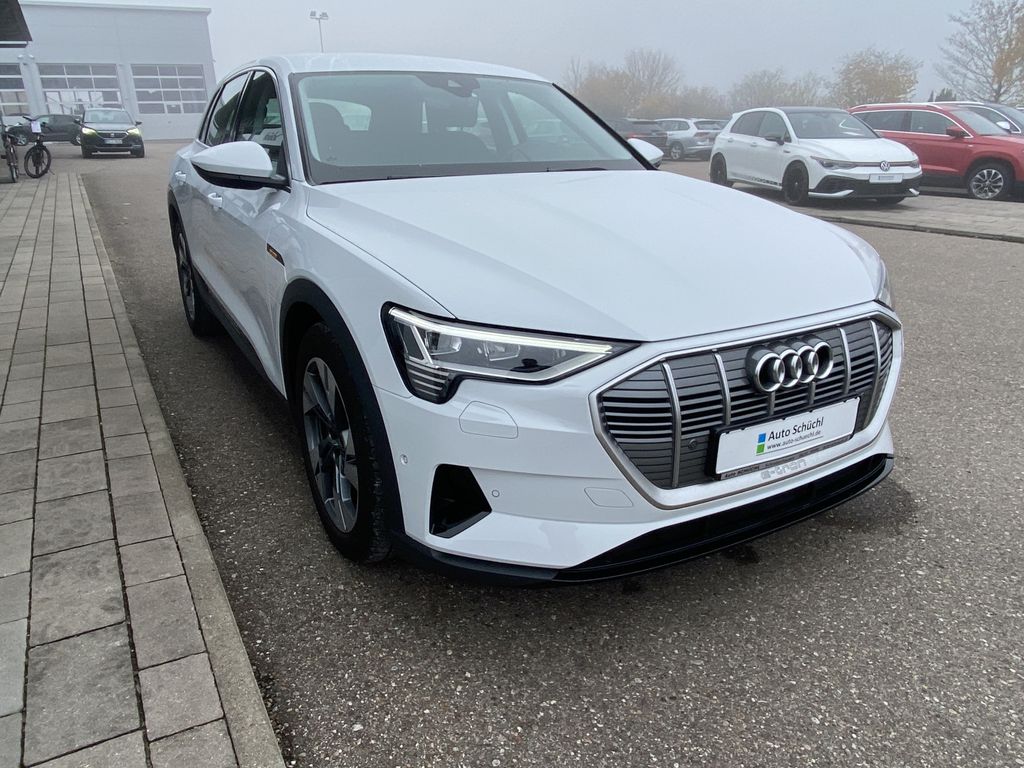 Audi e-tron 2022