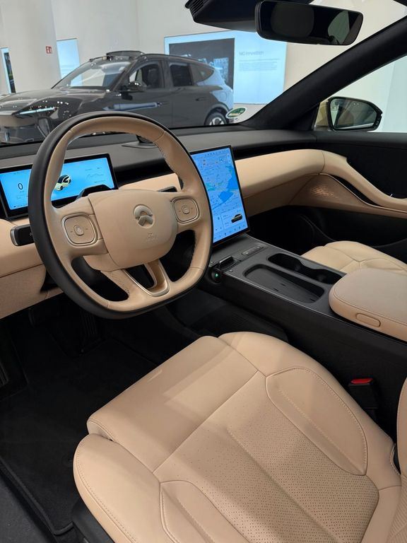 NIO ET5 2023