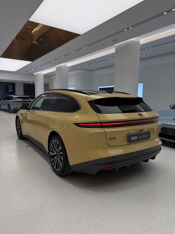 NIO ET5 2023