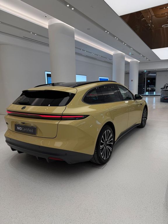 NIO ET5 2023