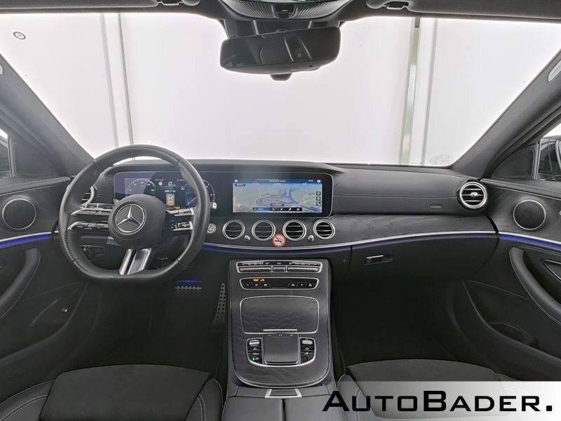 Mercedes-Benz E 220 2023