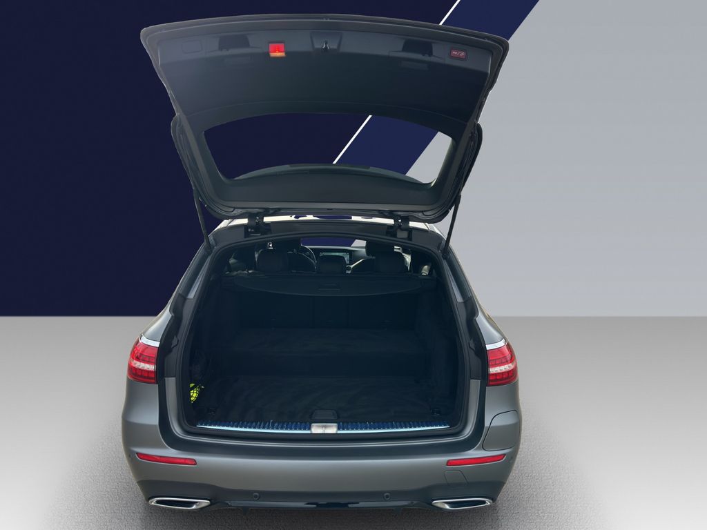 Mercedes-Benz E 300 2021