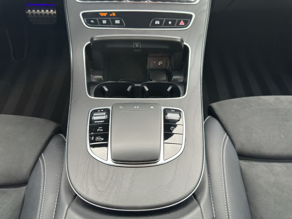 Mercedes-Benz E 300 2021