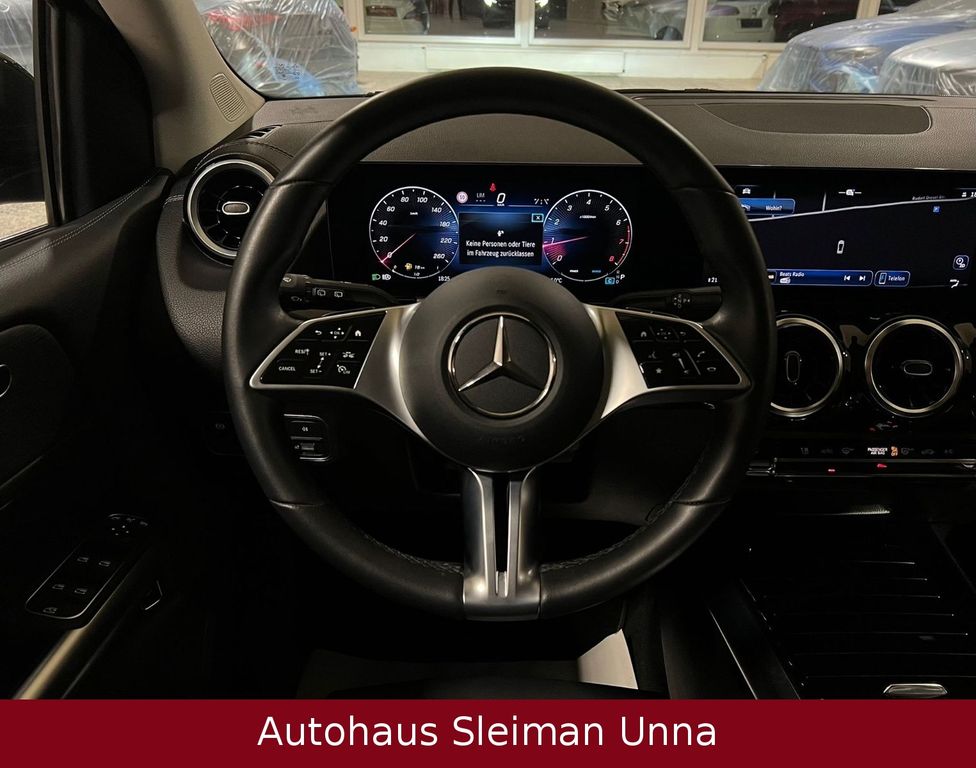 Mercedes-Benz B 250 2023