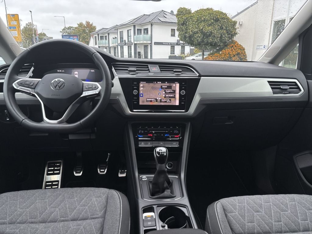 Volkswagen Touran 2024