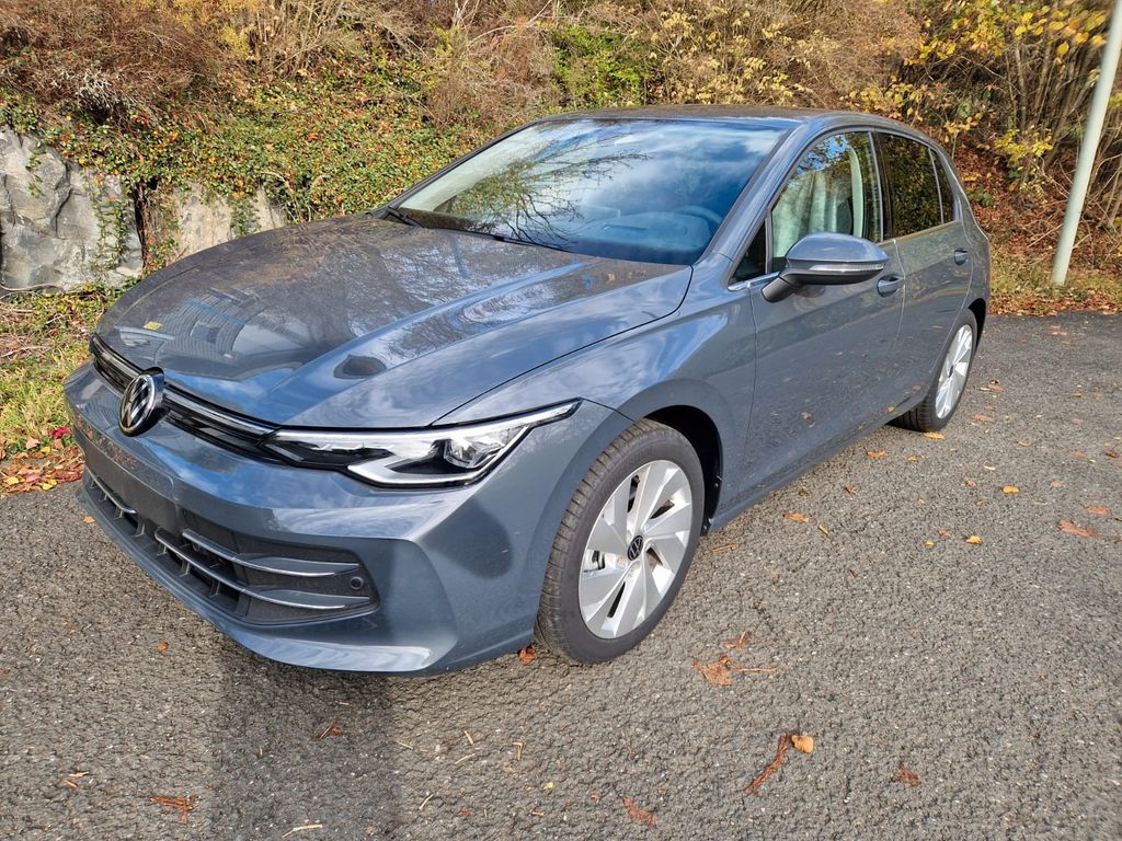Volkswagen Golf 2025